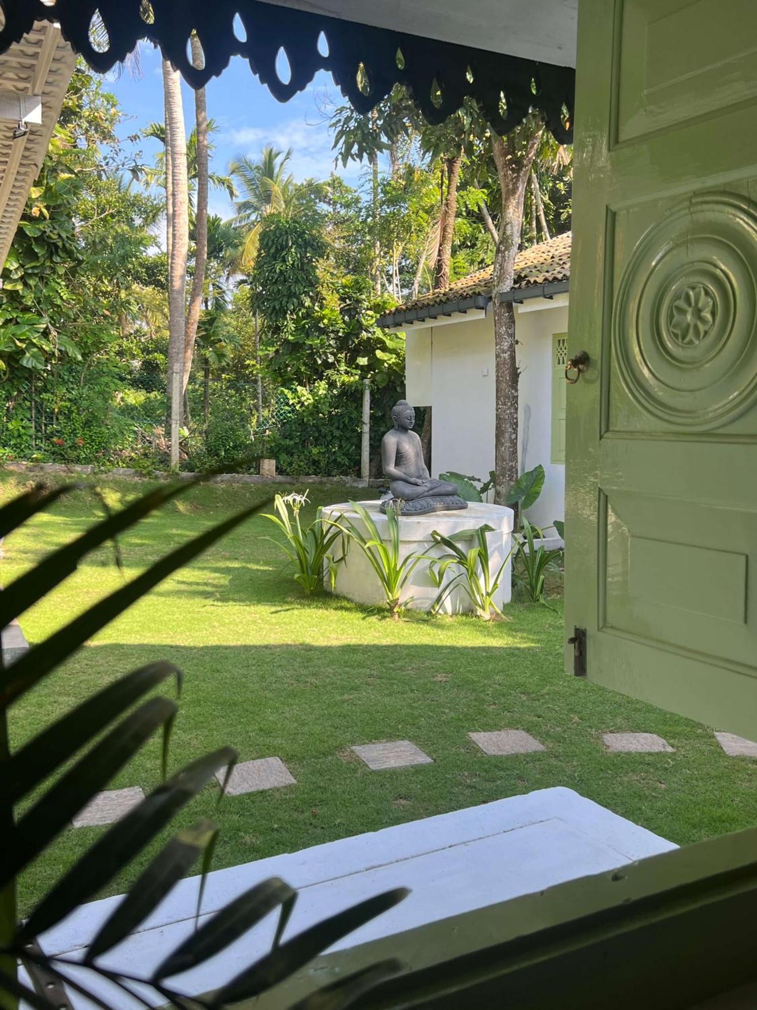 Zen House Hotell Ahangama Eksteriør bilde